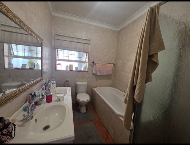 4 BEDROOM HOUSE FOR SALE IN MANTEVREDE